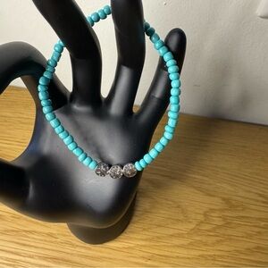 Glass Beaded Elastic Bracelet Green Metal Antique Silver Plated Carved Lentil